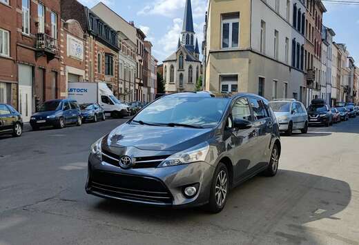 Toyota 1.8i 7-Sitzer Skyview