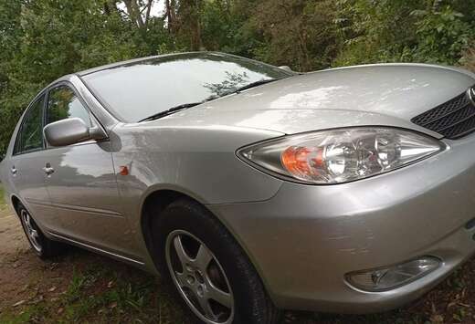 Toyota Camry 2.4i VVT-i 16v