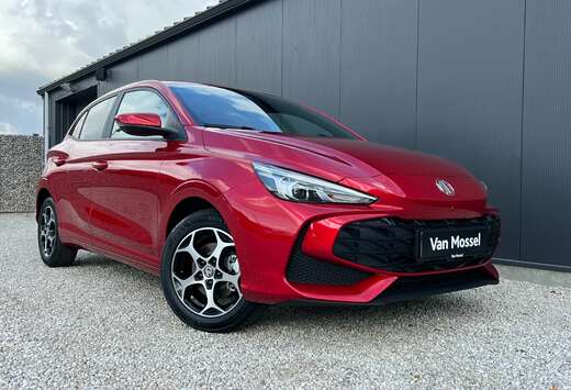 MG Luxury 1.5 Hybrid  STOCK