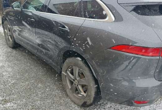 Jaguar F-Pace 2.0 D AWD Prestige