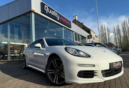 Porsche Panamera S Hybrid 3.0 V6 Tiptronic S