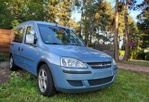 Opel Tour CNG 1.6i Essentia (Hayon/Achterklep)