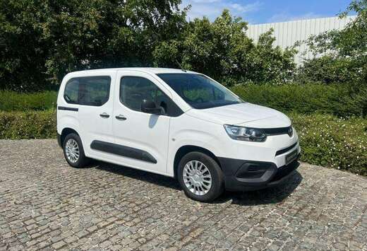 Toyota Combi