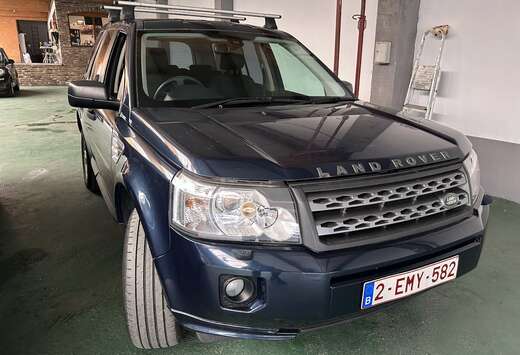 Land Rover Freelander 2.2 Td4 HSE  Volant  Droite
