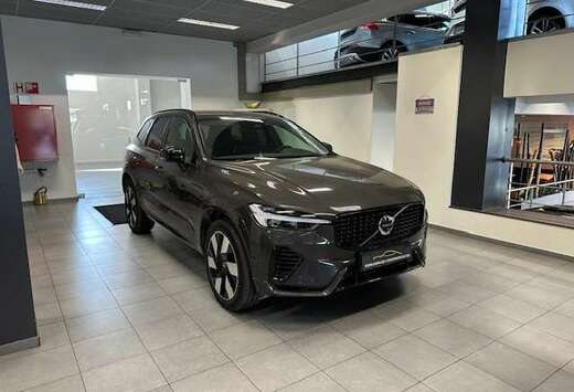 Volvo PLUS DARK PLUG-IN HYBRID AWD AUTOMAAT