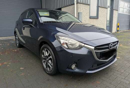 Mazda 2 SKYACTIV-G 90 Nakama