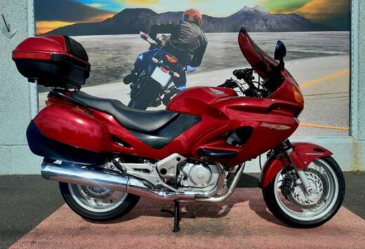 Honda NT 650 V