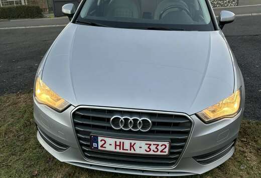 Audi Sportback 1.6 TDi Ambiente S tronic