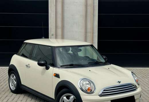 MINI AUTOMAAT//108.000km//SHOWROOM