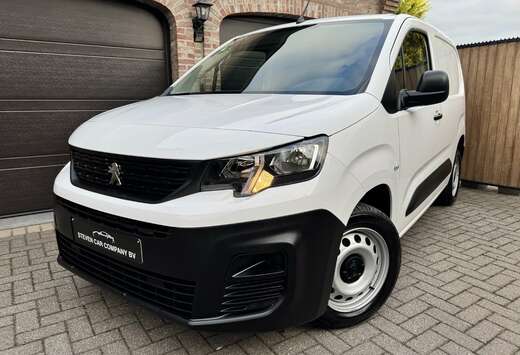 Peugeot  3 ZIT  LICHTE VRACHT  PDC  BLUETOOTH