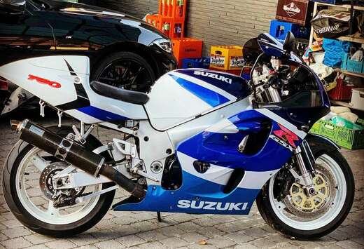 Suzuki SRAD