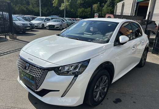 Peugeot 50 kWh Allure Pack **2158 KM** BOITE AUTOMATI ...