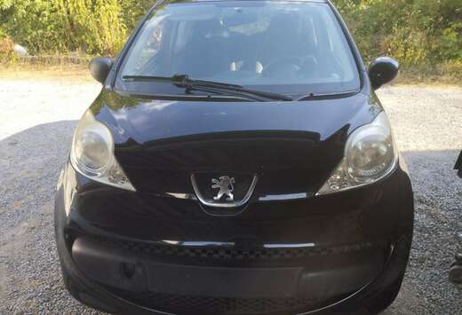 Peugeot 107 1.0i Trendy