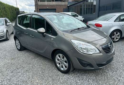 Opel Meriva 1.4i Cosmo