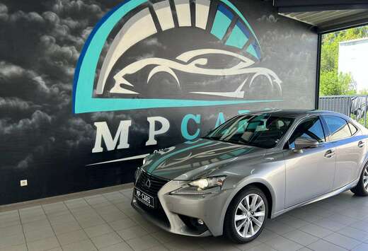 Lexus IS 300h 2.5i Business E-CVT