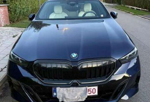 BMW 520iA MHEV