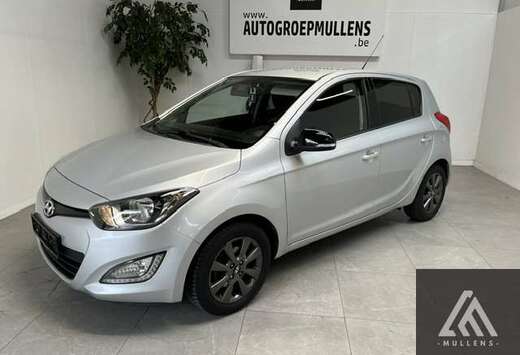 Hyundai City/Move