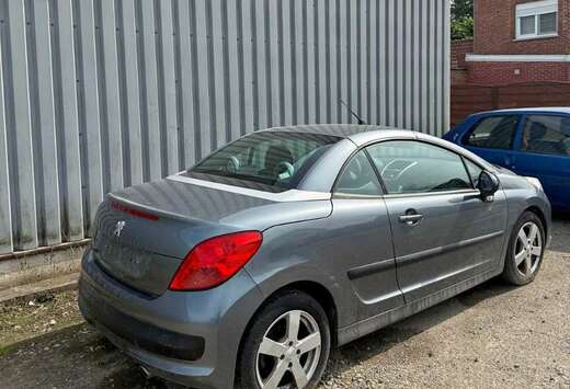 Peugeot CC 1.6 VTi 16V 120ch Sport Pack