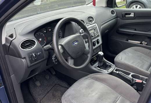 Ford 1.6i 16v Trend