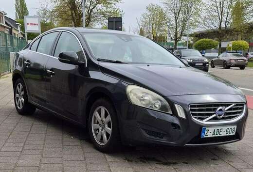 Volvo S60 1.6 T4 Kinetic Powershift