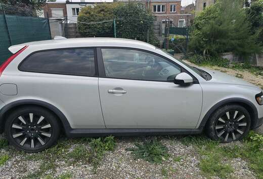 Volvo 1.6 D DRIVe Kinetic