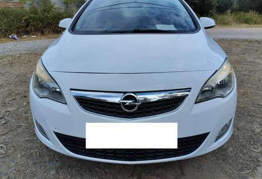 Opel Astra 1.4i XEP 16v Sport