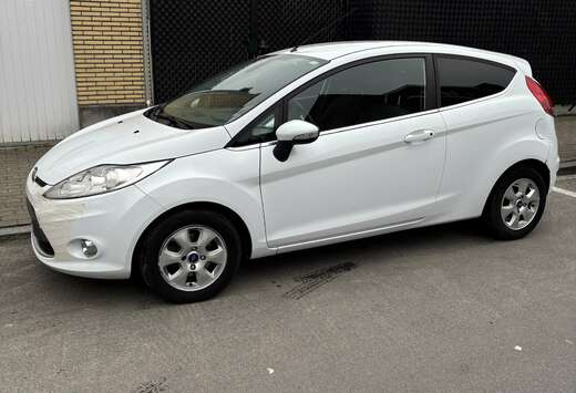 Ford Fiesta 1.6 TDCi Titanium ECOnetic DPF