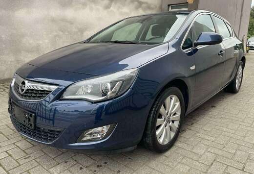 Opel 1.7 CDTi Cosmo*38.000Km*Navi*A/C*Alu velgen*Nieu ...