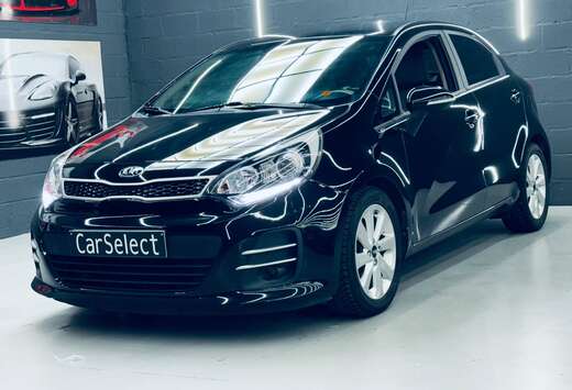 Kia 1.4i - boite auto - volant chauffant - navigation