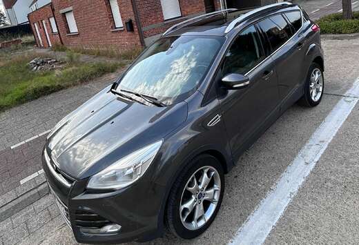 Ford Kuga 2.0 TDCi 4x4 Aut. SYNC