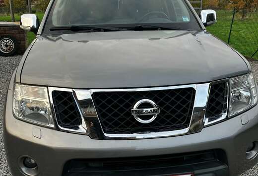 Nissan Navara 3.0 dCi V6 4x4 Business DPF