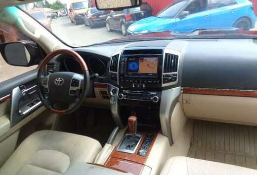 Toyota Landcruiser 4.5 D-4D V8 VXE 7pl.