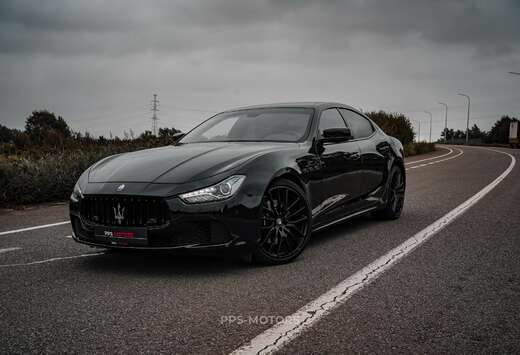 Maserati Ghibli 3.0 V6 Turbo BLACK ON BLACK