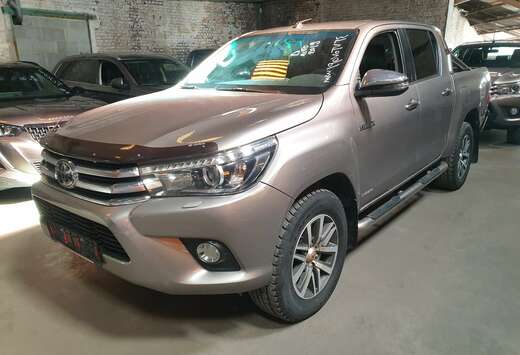 Toyota 2.4 D-4D 4WD Lounge