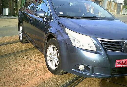 Toyota Avensis SW 2.0 Turbo D4D 16v Linea Terra