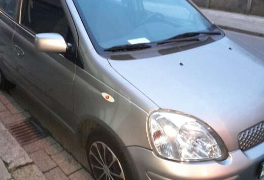 Toyota 1.3 Automatik Sol