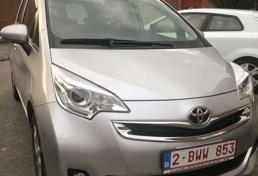 Toyota Verso S 1.4 D-4D Comfort