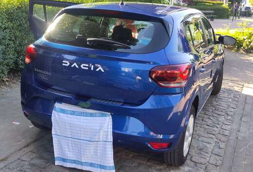 Dacia 1.0i SCe Essential