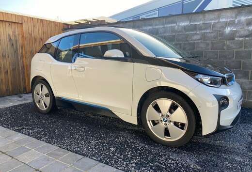 BMW Range Extender Led Pano Navi Camera BT Pdc