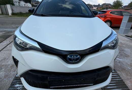 Toyota C-HR Hybrid 1.8i VVT-i C-Hic Bi-Tone E-CVT