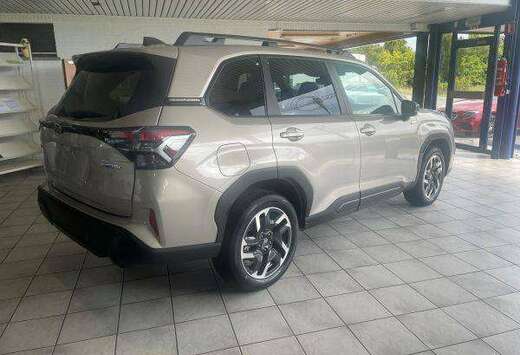 Subaru Forester 2.0i-S e-Boxer Luxury