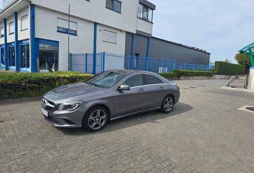 Mercedes-Benz 211 benzine euro6