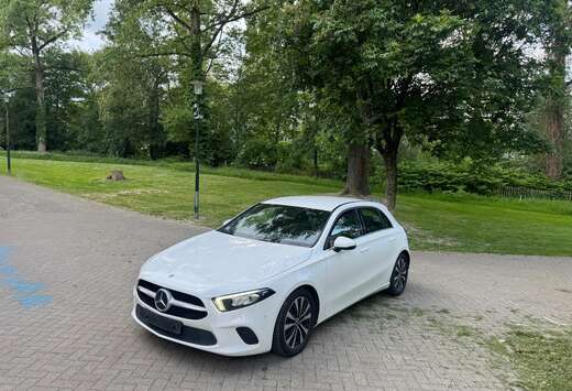 Mercedes-Benz A 180 d Business Solution Essential