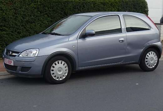 Opel Corsa 1.2 16V Cosmo