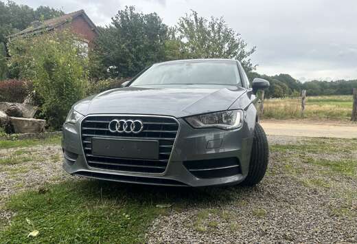 Audi Sportback 1.6 TDi ultra Attraction