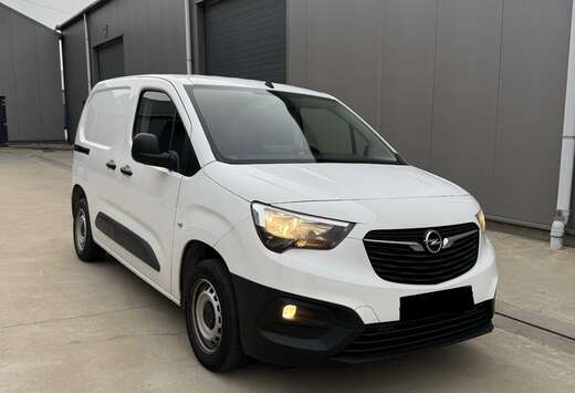Opel Cargo 1.5 D Selection