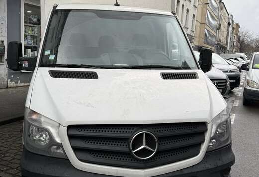 Mercedes-Benz 214 CDI 906.713