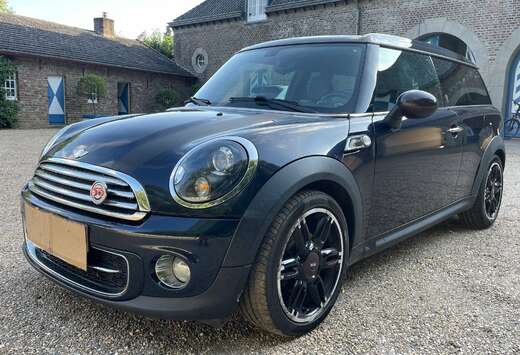 MINI Mini Clubman 1.6 D Cooper DPF Hampton