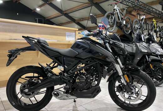 R125