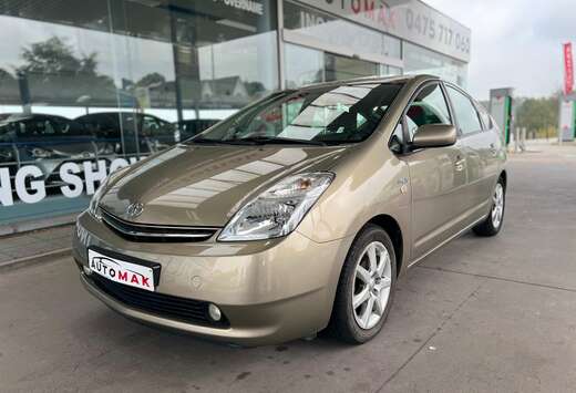 Toyota 1.5i VVT-i 16v Hybrid THS Sol